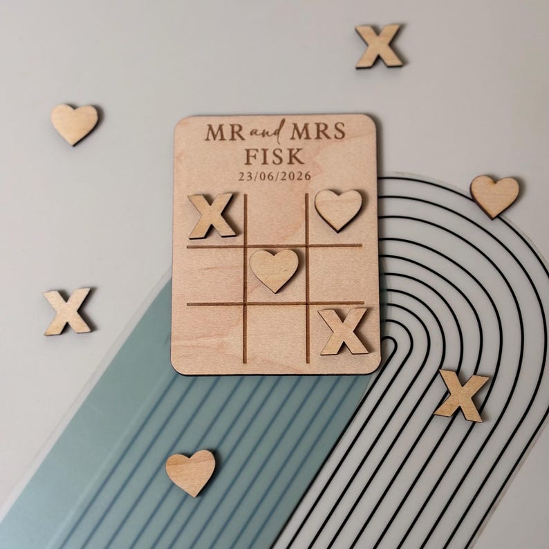 Personalisierte hölzerne Hochzeit Gastgeschenke - Kreuze Tischspiel Gastgeschenk Bild 2