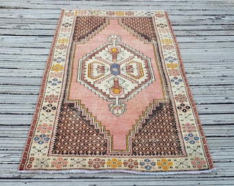 Vintage-Teppich aus türkischer Wolle, handgeknüpft (183 x 104 cm), Bio-Wollteppich – Orientalischer Teppich, Bodenteppich, Stammes-Teppich, pastellrosa Florteppich 4354