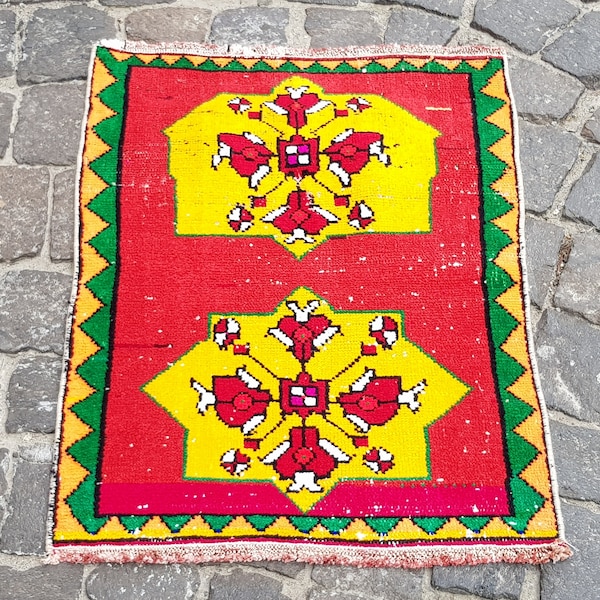 Yellow Rug,2.3x 1.7feet,Oriental rug,Vintage rug,Handmade rug,Turkish rug,Bohemian rug,Doormat, Bath rug,Antique rug,Organic wool rug,E3953