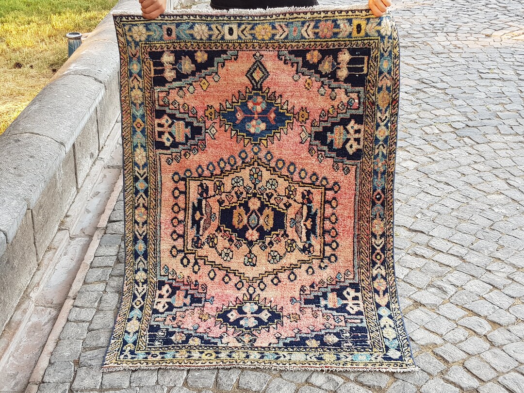 Heriz Persian Rug 4.6 X 3.3 Vintage Handwoven Persian Rug Pink Etsy