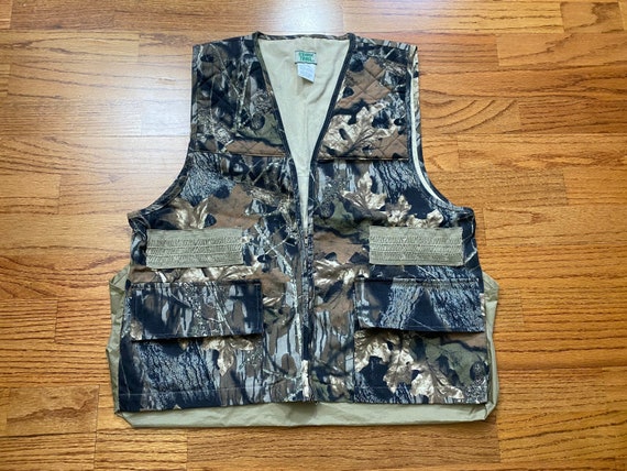 Vintage Mossy Oak Woodland Realistic 