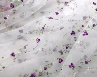 Tissu exquiste en dentelle d'organza floral violet, broderie de fleurs roses, tissu en tulle blanc pour robe de fille, robe d'été, robe de poupée, décoration de toile de fond