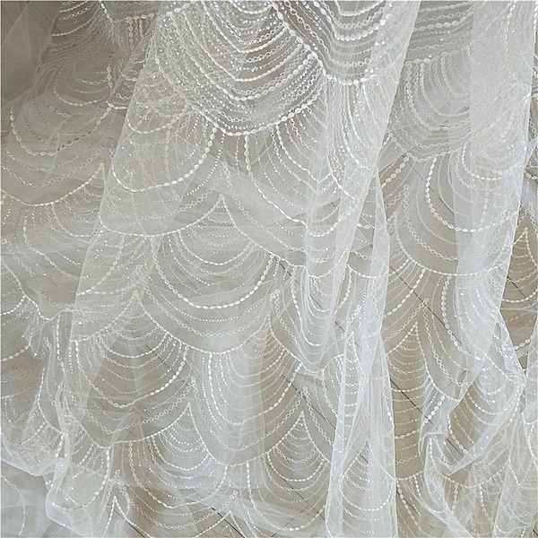 wunderschöne off-white Meerjungfrau Pailletten Pailletten-Spitze Stoff Elfenbein Schuppen-Welle Tüll Hochzeit Spitze Braut Kleid-Stoff Kleiderstoff 1 yard