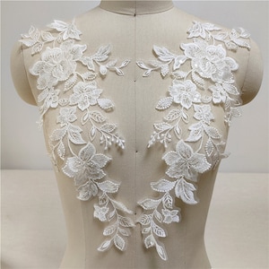 1 paio di applicazioni in pizzo con ricami di foglie e fiori con perline color avorio e paillettes floreali per abito da ragazza, abito da sposa, velo da sposa, cucito artigianale