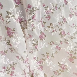 Tessuto chiffon stampato floreale a 6 colori con ricamo floreale in jacquard con occhielli, per abiti da bambina, abiti estivi, abiti da bambola, decorazioni per fondali.