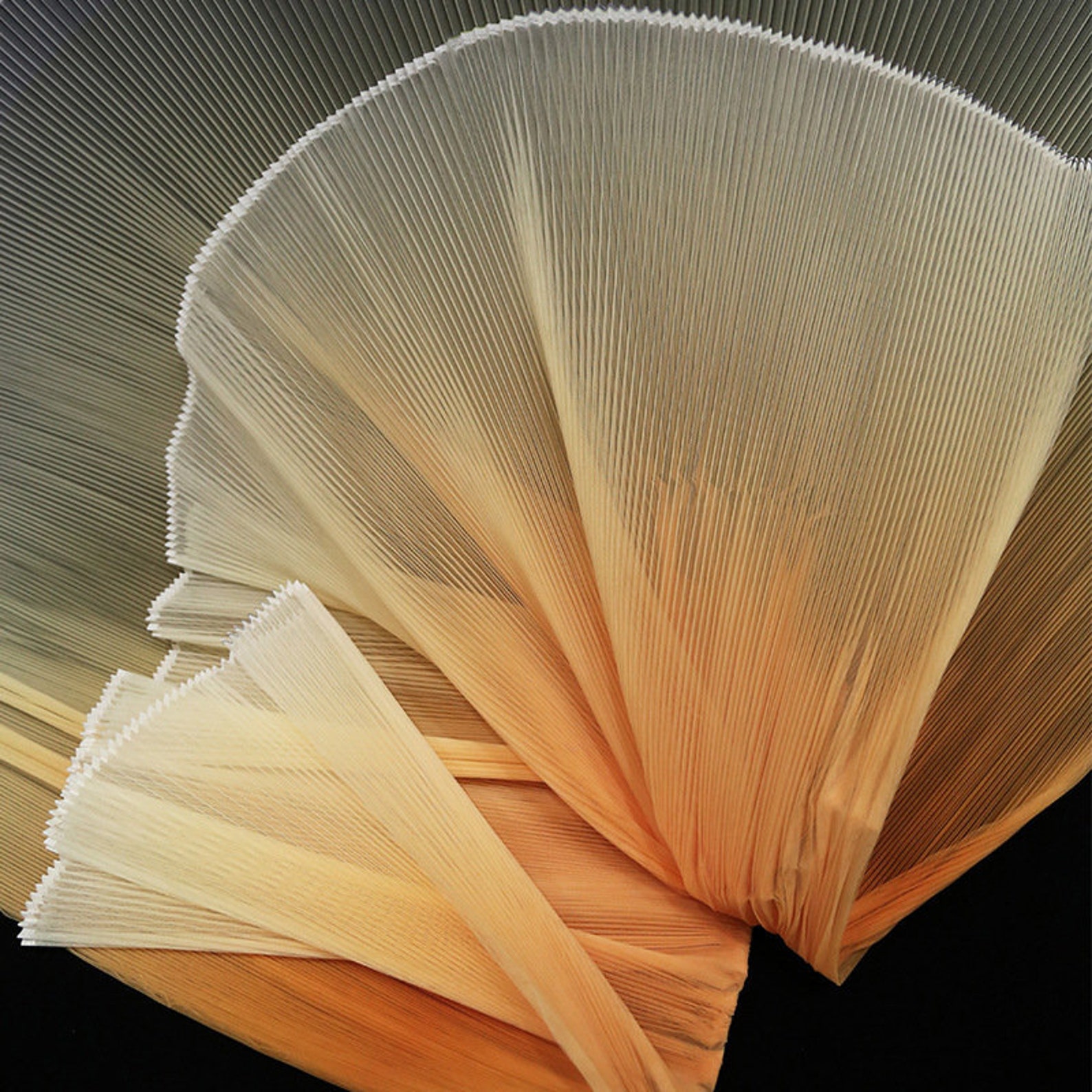 9 Colors Hard Gradient Ruffled Lace Fabric Pleated Stiff Tulle Fabric ...