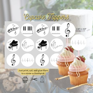 Puede incluir: Un conjunto de 12 adornos para cupcakes con notas musicales, teclas de piano, una clave de sol y un gráfico de latido del corazón. Los adornos miden 6,1 cm por 6,1 cm y están impresos en cartulina blanca. Se incluyen instrucciones para imprimir, cortar y pegar los adornos a una pajita o un palillo de dientes.