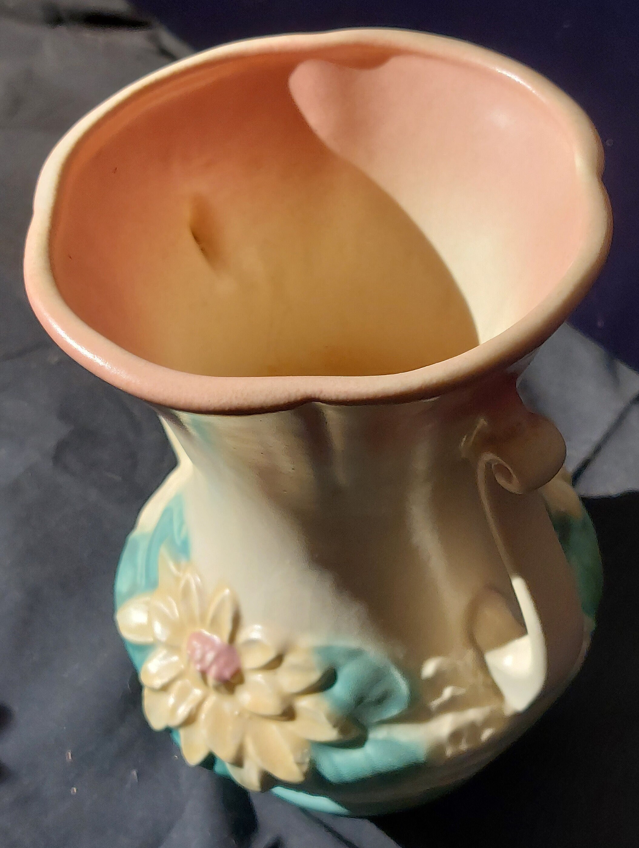 Vintage Hull Art Pottery - Water Lily Pattern #L-4 - Turquoise and