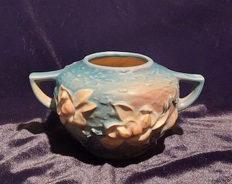 Vintage Roseville Art Pottery - Blue Magnolia - Wazon #446 - 4" - 1943