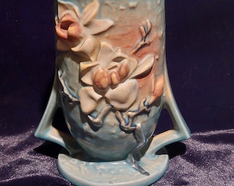 Vintage Roseville Art Pottery - Blue Magnolia #87 - Wazon 6" - 1943
