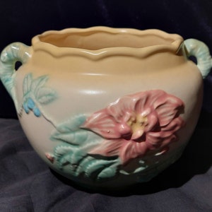 Vintage Hull Art Pottery - Pre-1950 Woodland - Harvest Yellow Matte Finish - Pattern #W-7 - 5 1/2&quot; Jardiniere - 1949-1950