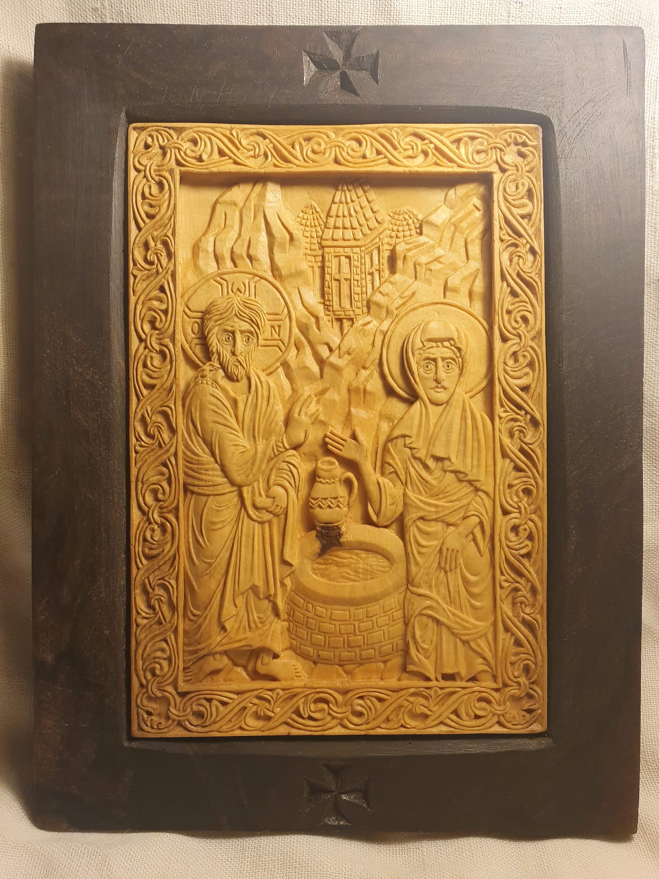 Icône En Bois Sculpté,