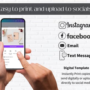 Op de afbeelding: Een smartphone toont een digitale sjabloon met opties om af te drukken, te delen en te downloaden. Social media-pictogrammen voor Instagram, Facebook, E-mail en sms zijn zichtbaar, samen met de tekst "Easy to print and upload to socials."