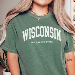 Comfort Colors Wisconsin T-Shirt | Custom Wisconsin Comfort Colors Shirt | Personalized Name Shirt | Custom Comfort Colors Shirt | Vintage
