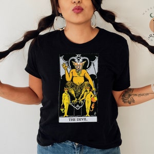 The Devil Tarot Card Shirt Dark Academia Regalo para lectores de Tarot