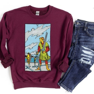 Five of Swords Tarot Card Shirt Pull sorcière pour elle ou lui