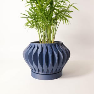 Planter | Indoor pot with saucer &quot;Sevi&quot; | Modern & unique design interior decoration | 3D printed