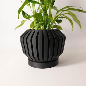 Blumentopf | Indoor-Topf mit Untertasse „Vaki“ | Modernes und einzigartiges Innendesign | 3D-gedruckt
