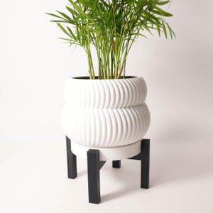 Planter | Indoor pot with saucer &quot;Miko&quot; | Modern & unique design interior decoration | 3D printed