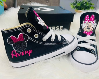 Minnie custom Converse