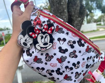 Grands sacs à bandoulière magiques Mickey et Minnie, sac banane inspiré Disney, sac ceinture Disney, breloques Disney, breloque pour sac Disney