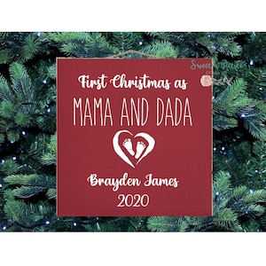 Personalised First Christmas As Family, Mommy,Daddy Ceramic Round Decoration Ornament Keepsake Custom Christmas Decoration