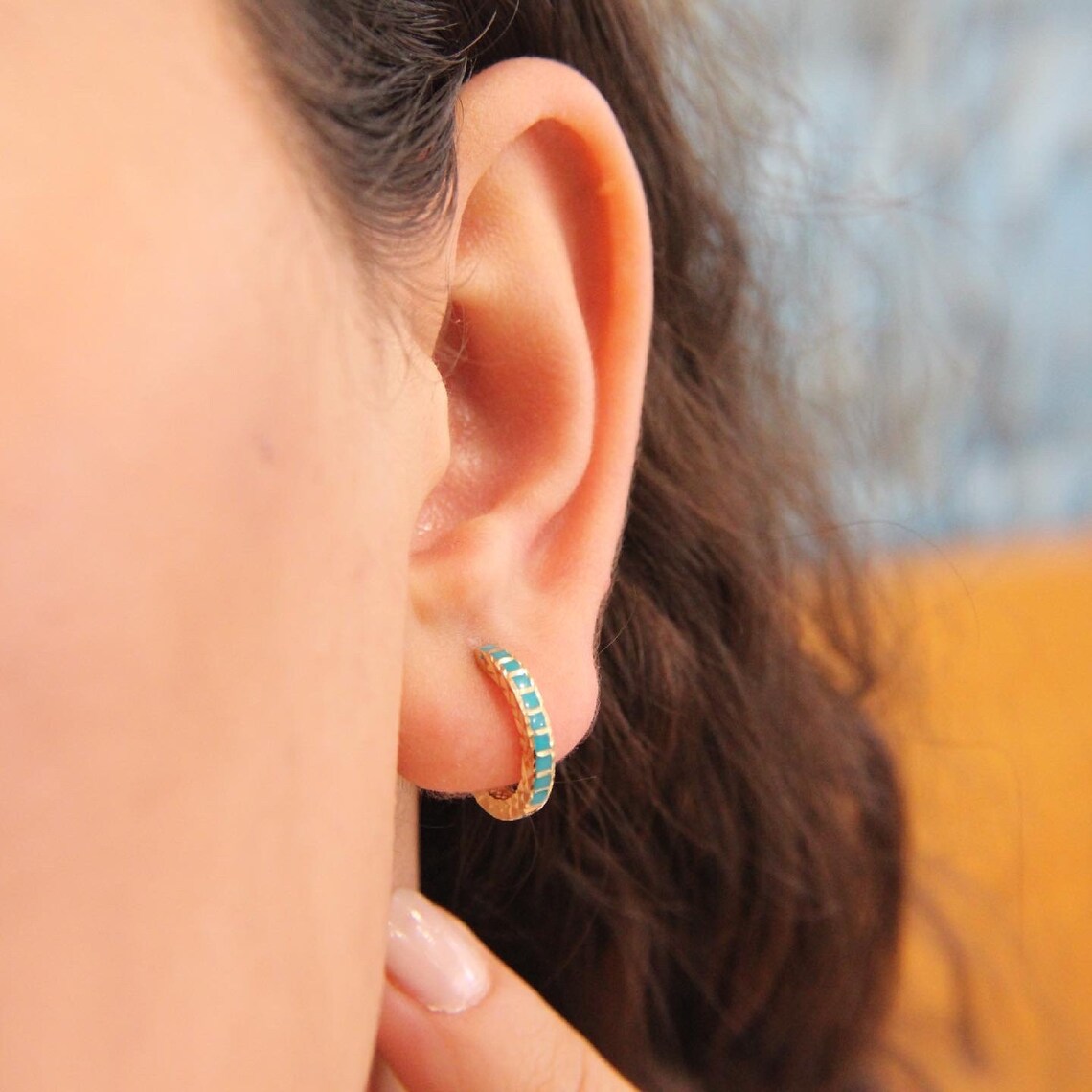 Hoop earrings with blue stones Clearance