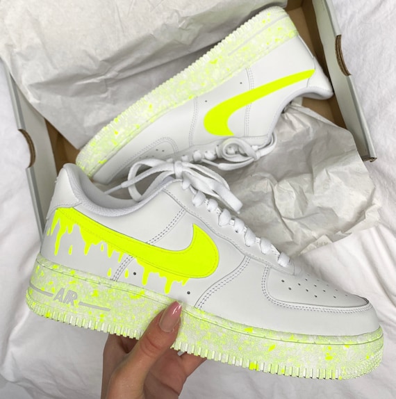 nike luminous yellow trainers