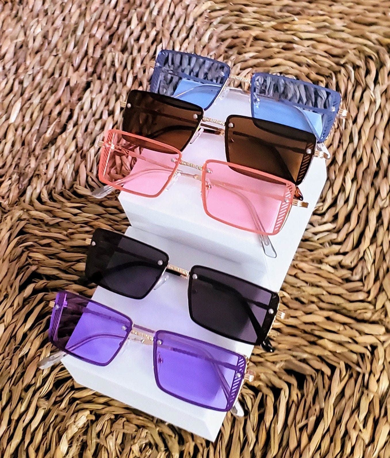 Retro Rectangle Sunglasses: Small Hippie Style Women