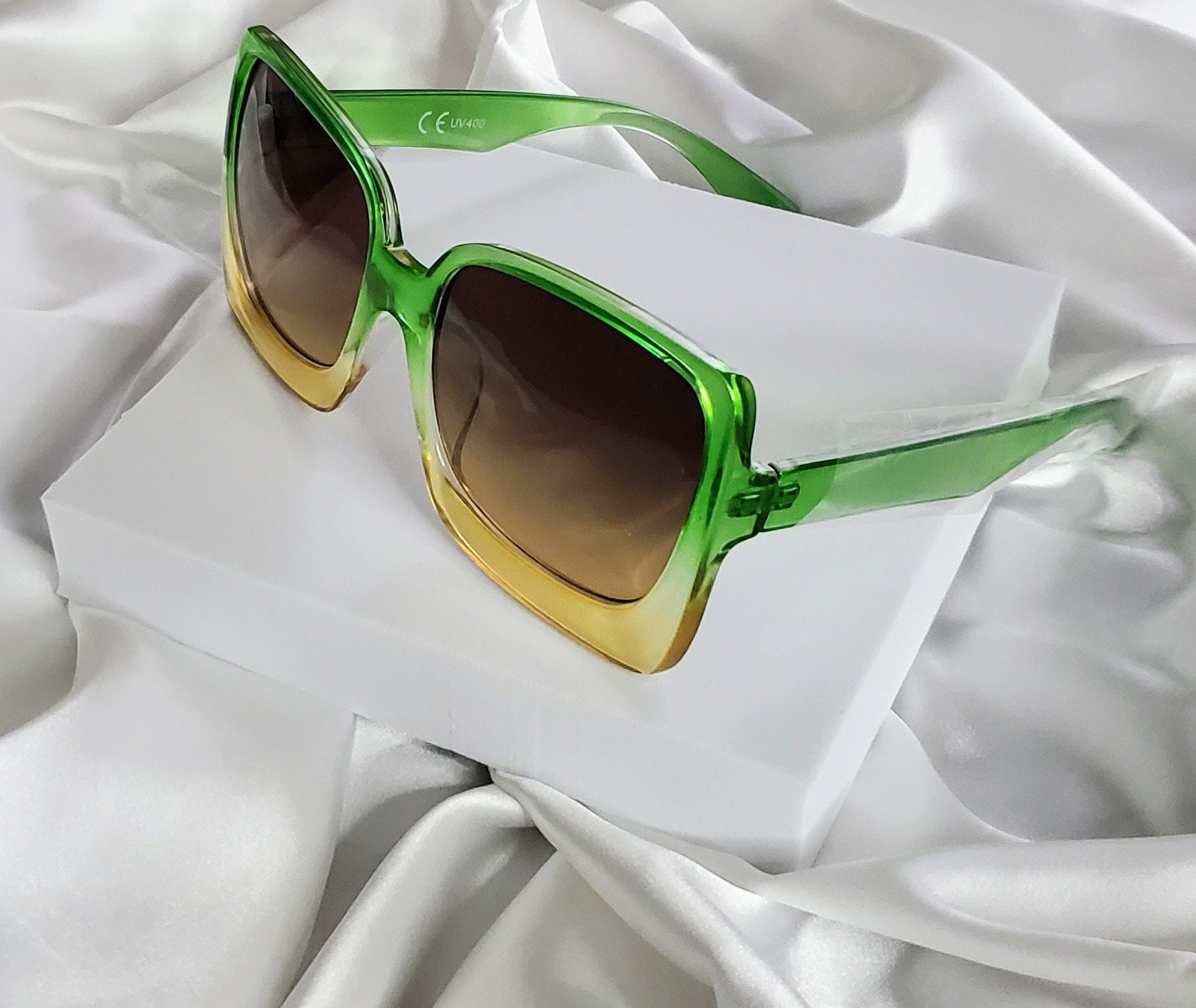 Square Sunglasses with UV Protection, Plastic Frame Men main image 4