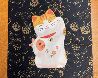 Maneki-Neko Lucky Cat, Black microfiber cloth