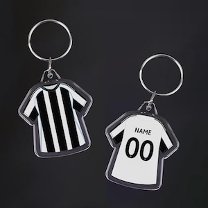 Personalised Newcastle Football Shirt Keychain • Customisable Fan Keyrings • Great Present Idea • NEW 25/26 Kit