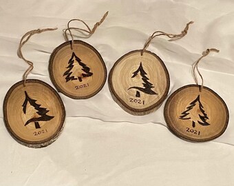 Handmade Wooden Christmas Ornaments, Tree Branch Ornaments, Rustic Ornament, Wood Slice Ornaments, Wood-Burned Ornaments