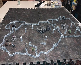 32 Pc. Dungeon Sticks D&D Starter Cavern Set