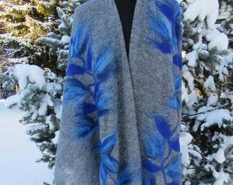 Bufanda grande de mohair: chal gris con diseño floral hecho a mano