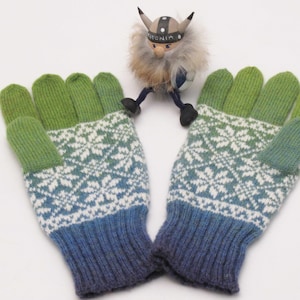Wolle gestrickte Handschuhe: Blau und Grün Fair Isle North Star Design.