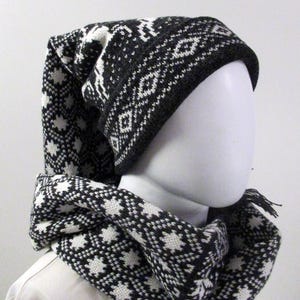 Lang gestrickte nordische Mütze, gestrickte Schalmütze, lange Strumpfmütze für Erwachsene Rentiere nordische Sterne dunkelgrau weiß - 100% Wolle
