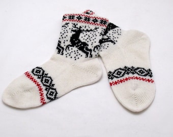 Wool Socks EU 39/40: Norwegian Reindeer White and Black US8.5/9.5