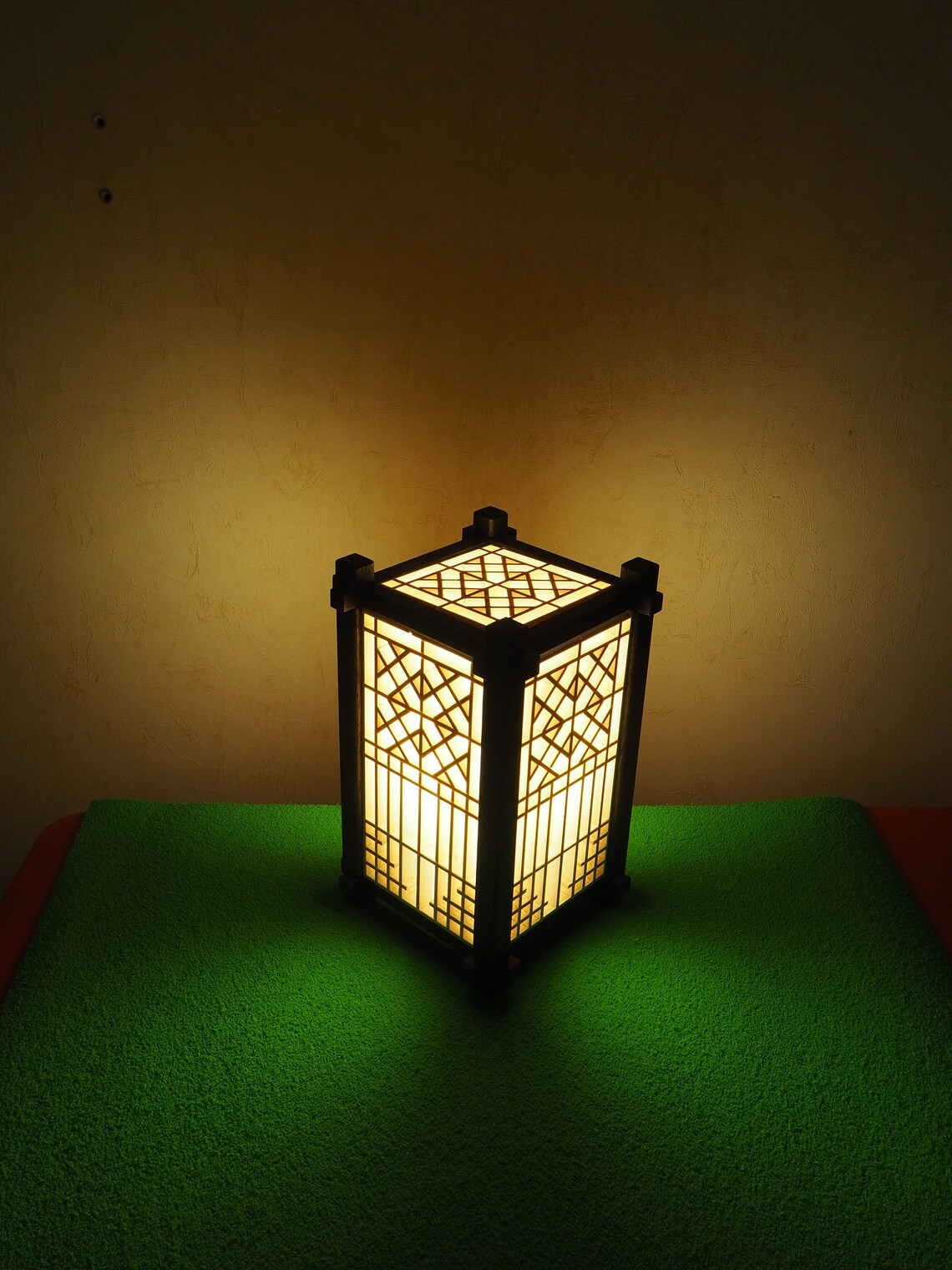 Japanische Holzlampe. Lampenschirm mit Malerei. Kumiko. Shoji. | Etsy