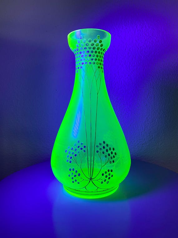 Large Vintage UV Reactive Uranium Glass Vase Floral Art Nouveau Light Iridescent Green Whimsigoth Vaseline Glass Vase Vintage Dopamine Decor