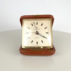 Vintage Junghans Folding Travel Alarm Clock Silentic 1960s 70s Small German Retro Gold Leather Portable Mechanical Alarm Home Decor Accents