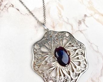 Stort vintage silverhänge i jugendstil med ädelsten och elegant Rolo-kedja - Blommotiv Boho Vintage Halsband