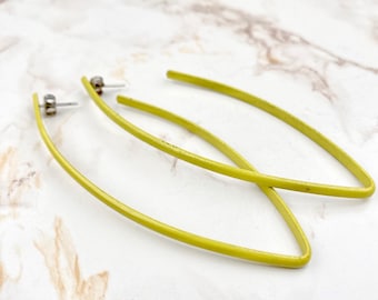 Large Vintage Lime Green 1980s Abstract Bend Hoop Earrings - Unique Modernist Retro Statement Jewelry