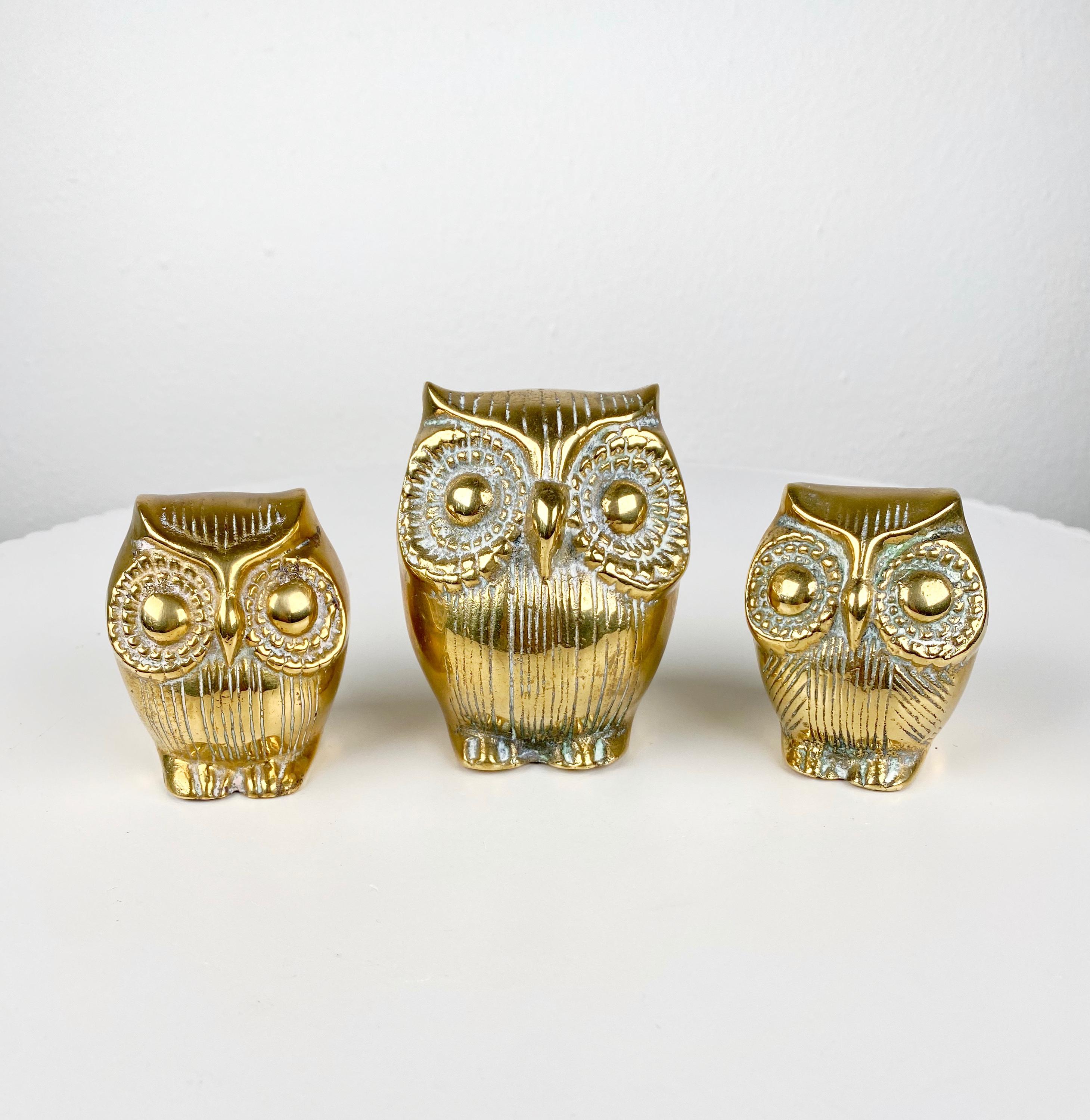 Trio of Vintage Brass Owl Figurines / MCM Paperweights - Cute Golden Animal Family Home Decoration -