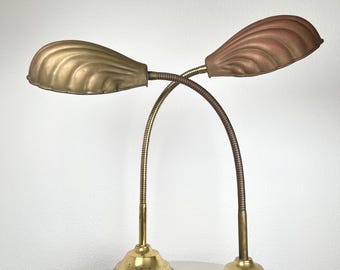 Par vintage art déco svanhalsbordslampor snäckskärmar Hollywood Regency guldmässing skrivbordslampor glamorös sovrumssängbelysning