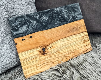 Cutting board serving board olive wood and epoxy resin olive epoxy