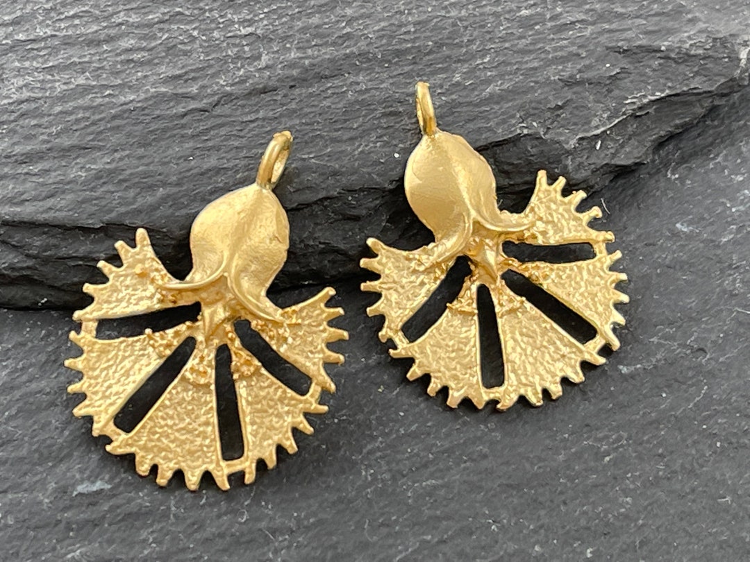 2 Clove Pendants 24k Matte Gold Plated Tulip Floral Turkish Etsy UK