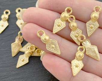 Matte Gold Plated Arrow Head Charms 6pcs, Diamond Shape Dangle Pendants, Jewelry Making Supplies, 978A