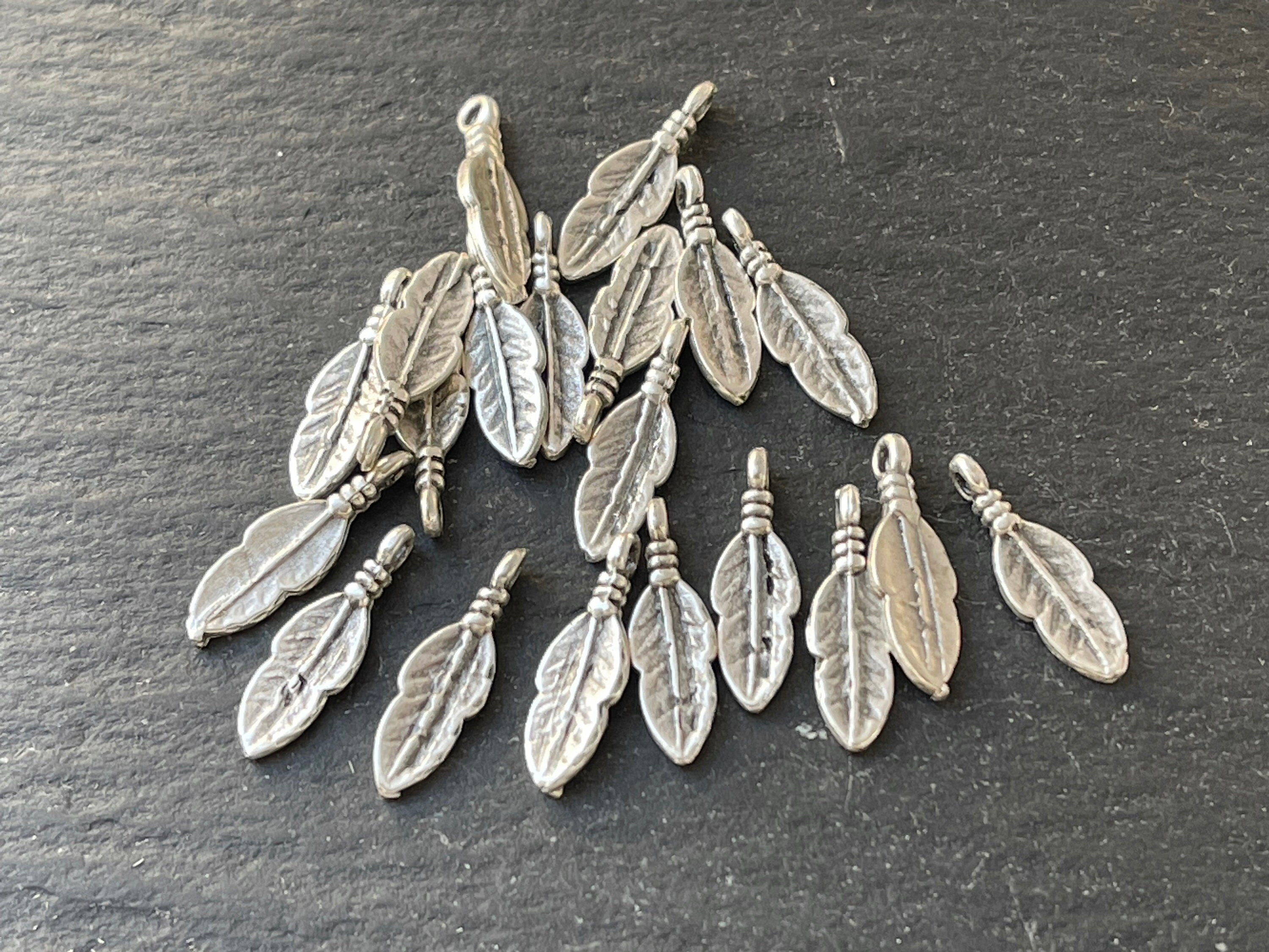 アクセサリー MEDIUM FEATHER TOP MAD CULT/マッドカルト】「MC Feather Pendant Top/MCフェザー