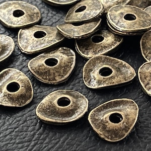 10 Disc Spacer Beads Bronze überzogen 15 mm gewellte Kieselsteinnuggets türkischer Schmuck mdla0305C